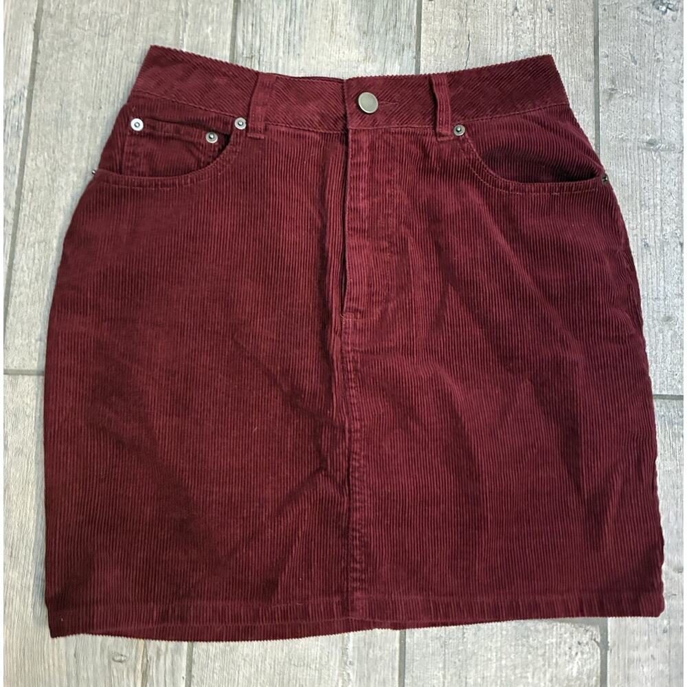 ASOS DESIGN Burgundy Corduroy Mini Skirt Size 4 High Waisted Y2K